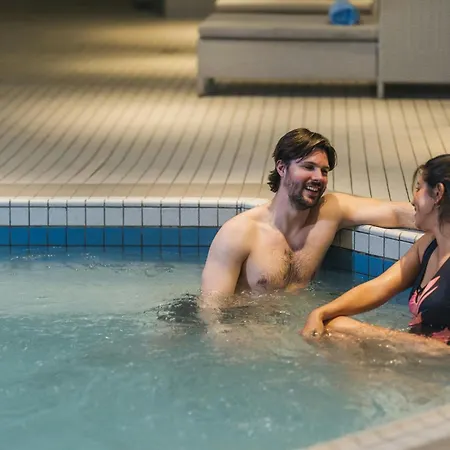 Delta Hotels By Marriott Montreal-2